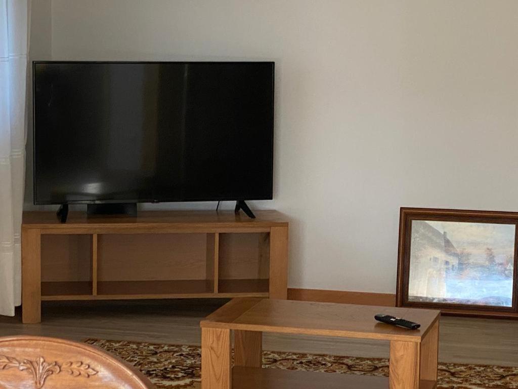 Vivenda Caixilao Casa Com 3 Quartos Βιάνα ντο Καστέλο Εξωτερικό φωτογραφία